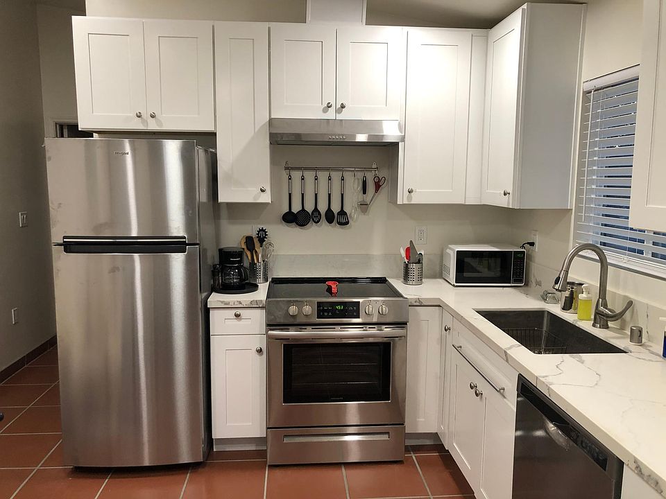 1st image of 337 Norton St