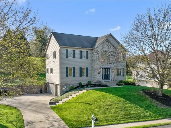 3018 White Pine Dr, Gibsonia, PA 15044