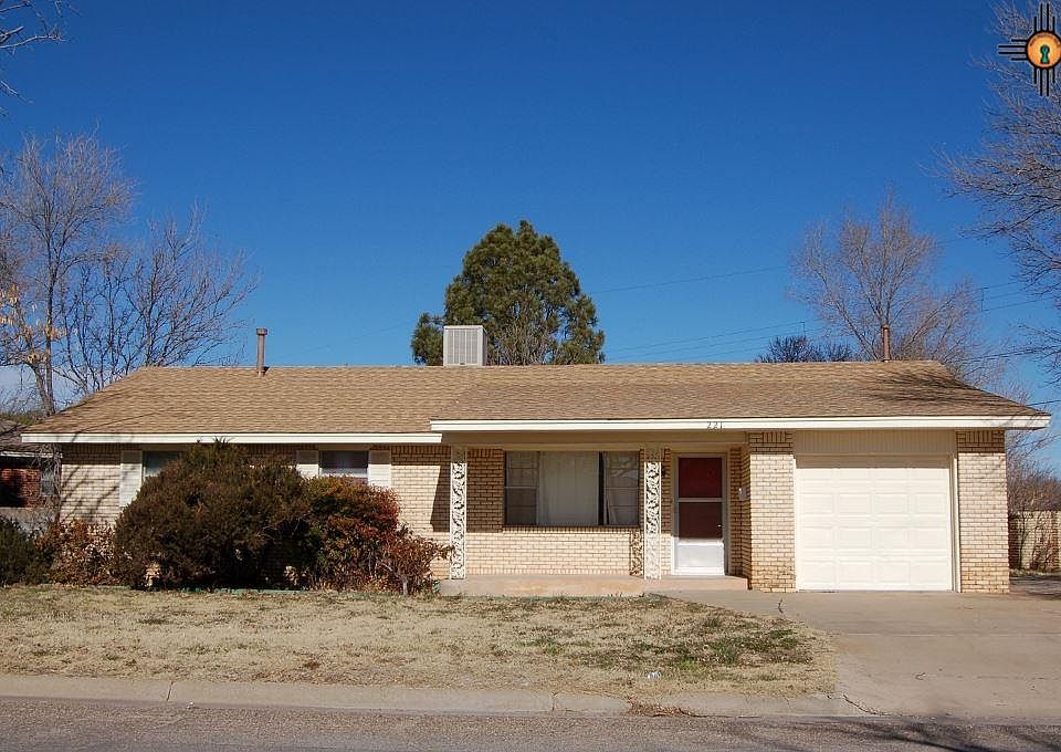 1st image of 221 E University Dr