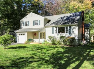 40 Janet Ln, Berkeley Heights, NJ 07922