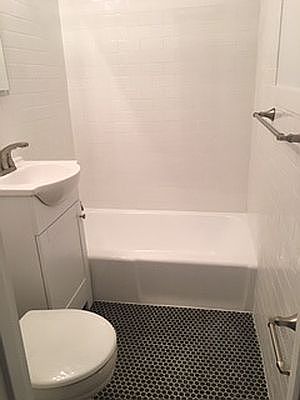 4th image of 229 E 29th St APT 2D