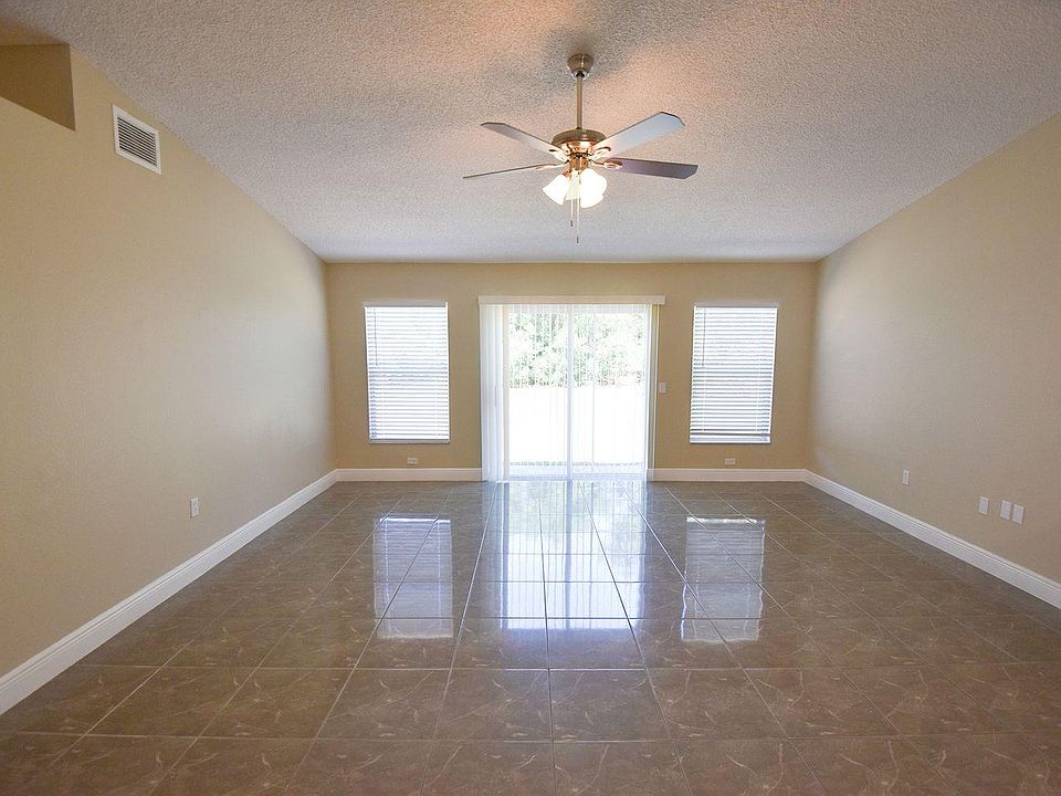 1st image of 6616 Heraldo Ct