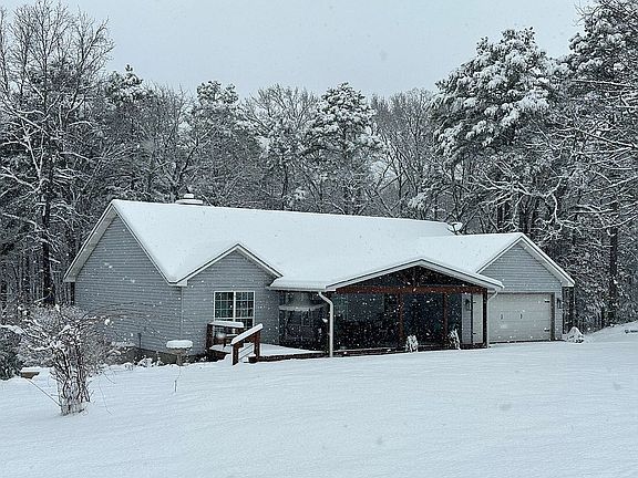 5th image of 130 Hilltop Dr
