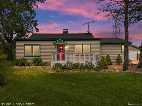 5301 Pontiac Trl, Ann Arbor, MI 48105