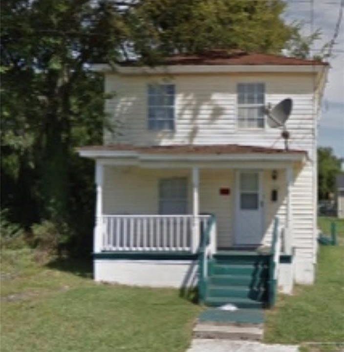 1st image of 1204 Clarys Dr