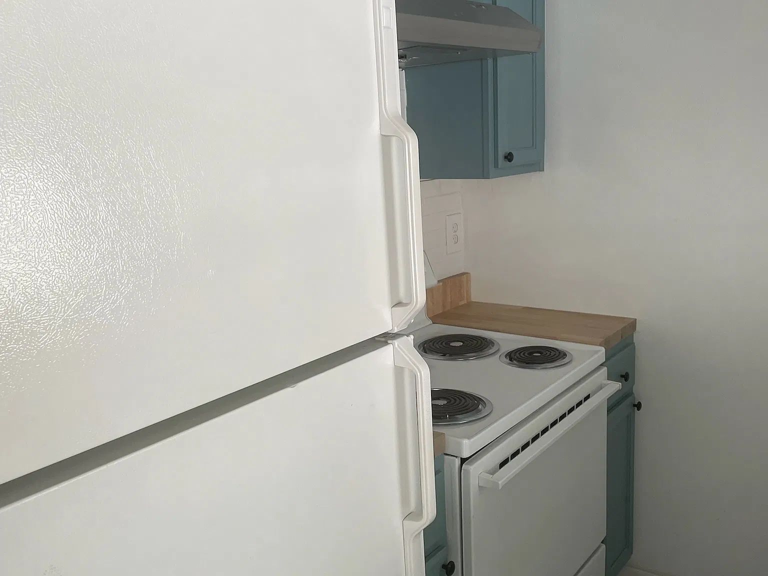 2 bed, 715 sqft, $1,350 — Photo 2