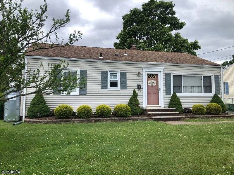 504 logan dr, roxbury township, nj 07850