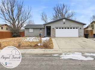 3061 Cotton Creek Pl, Casper, WY 82604