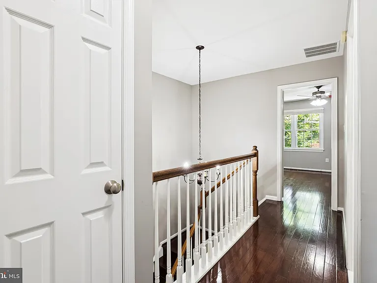 10150 Village Knolls Ct — Photo 10