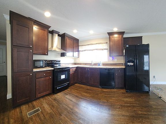 3rd image of 9359 103rd St Lot 256