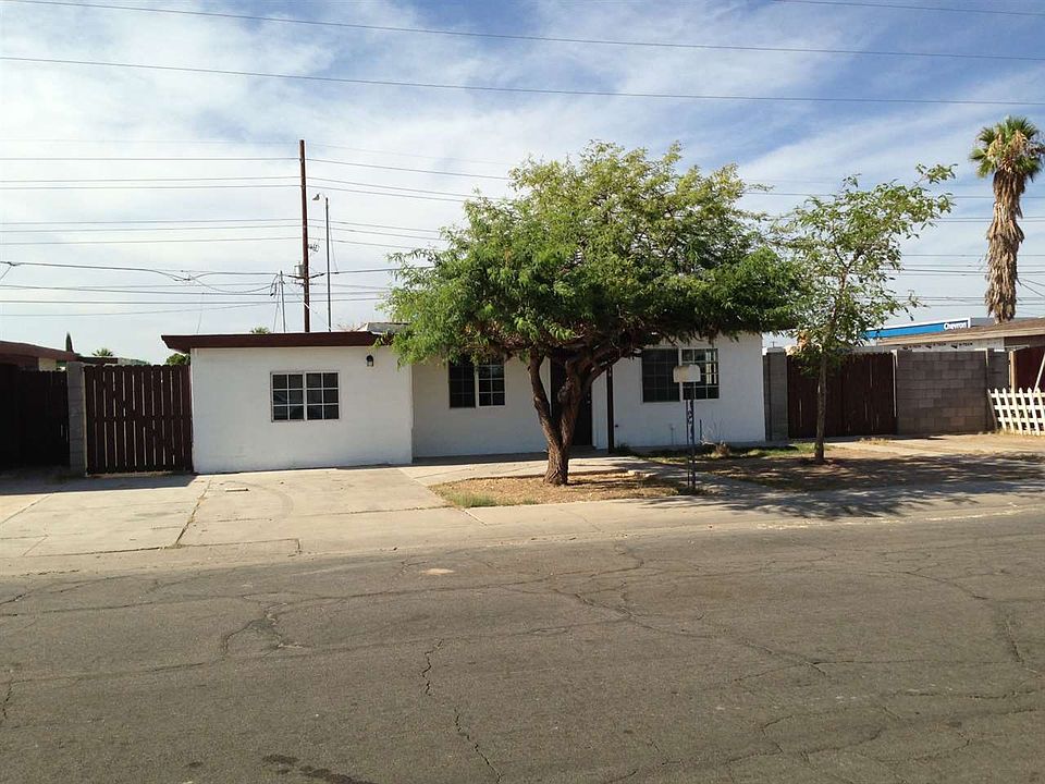 1st image of 2076 E La Mesa St