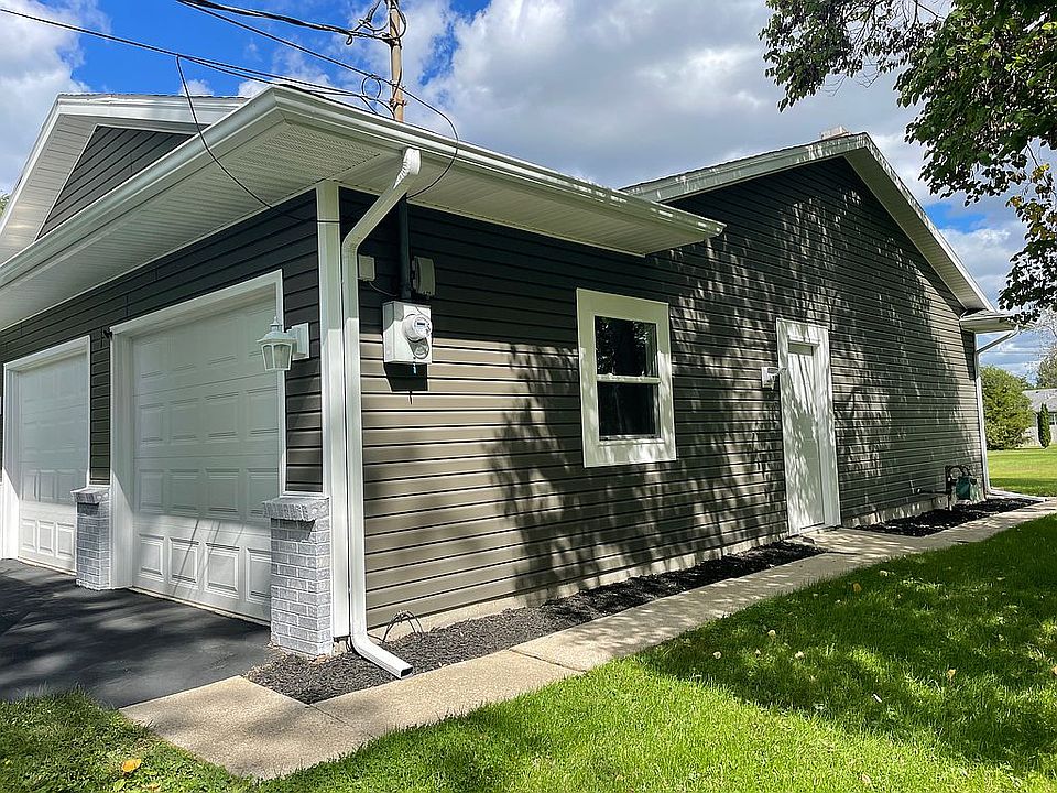1202 Rochelle Rd, Toledo, OH 43615 Zillow