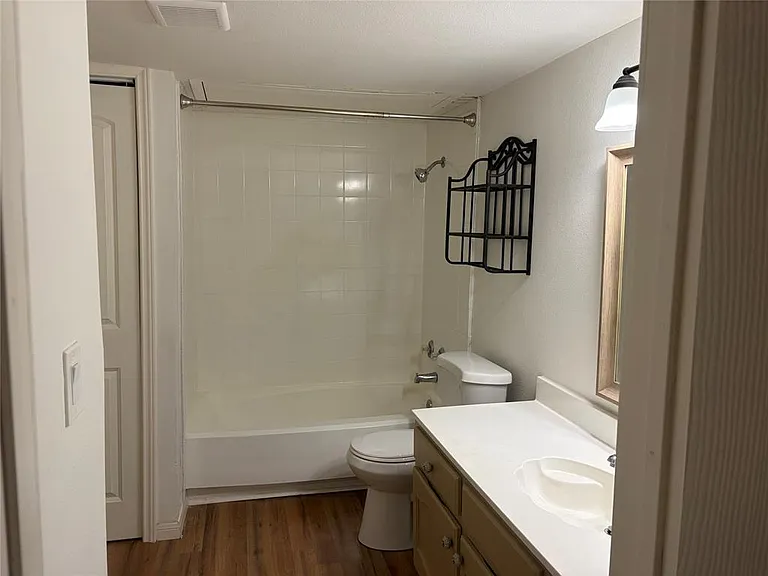 3022 Forest Ln #222 — Photo 15