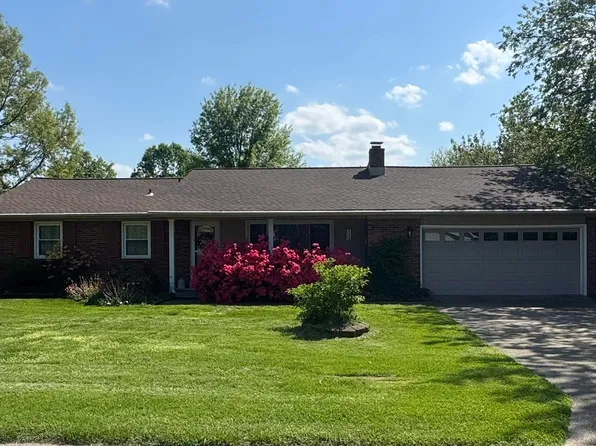 8133 Maple Ln, Newburgh, IN 47630