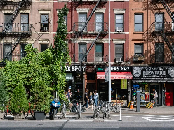 411 West 35th Street image 15 of 15