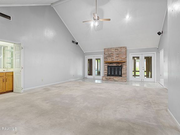 5th image of 104 Kilbourne Cir