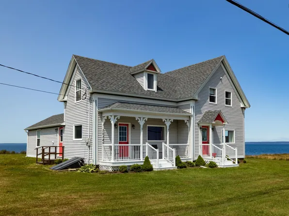 10345 Highway 1, Saulnierville, NS B0W 2Z0