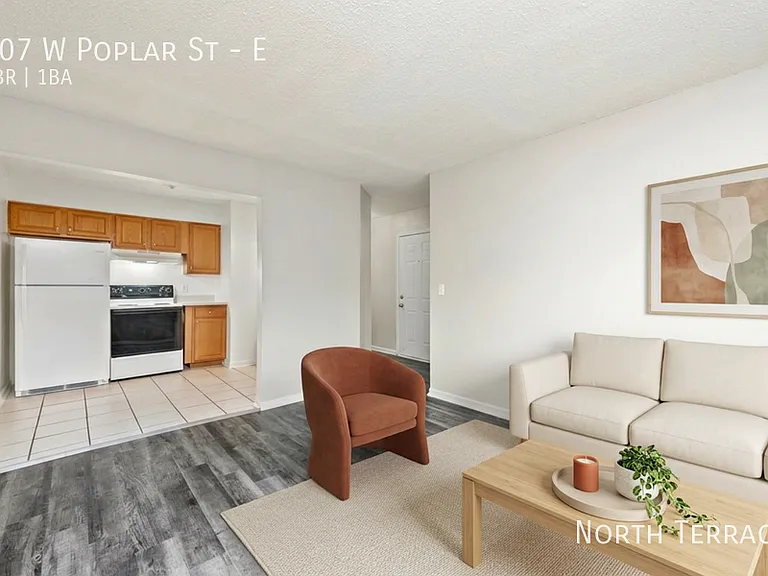 Poplar Place — Photo 5