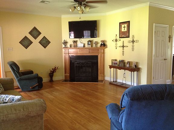 2nd image of 2062 S Red Oak Forest Ln