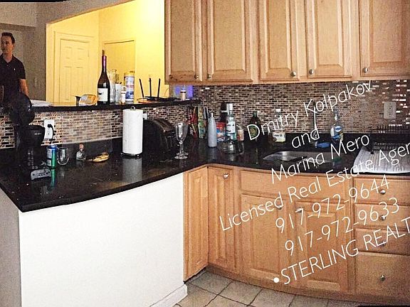 3rd image of 2564 33rd St APT 1R