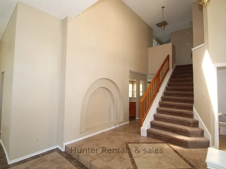 300 Sioux Cir — Photo 9