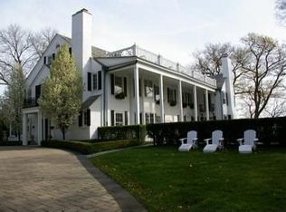 77 Wentworth Ave, Glencoe, IL