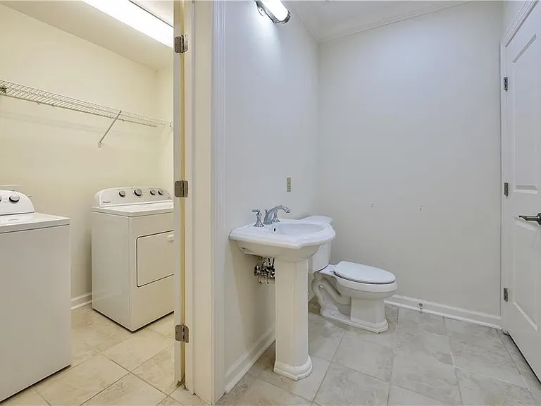 2950 Mount Wilkinson Pkwy SE #411 — Photo 5