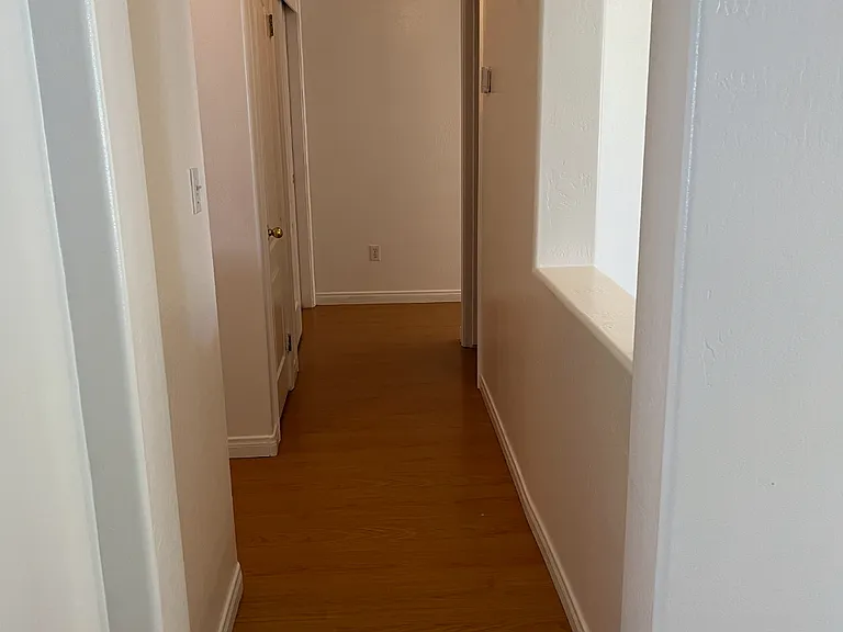 12015 Darlington Ave — Photo 9