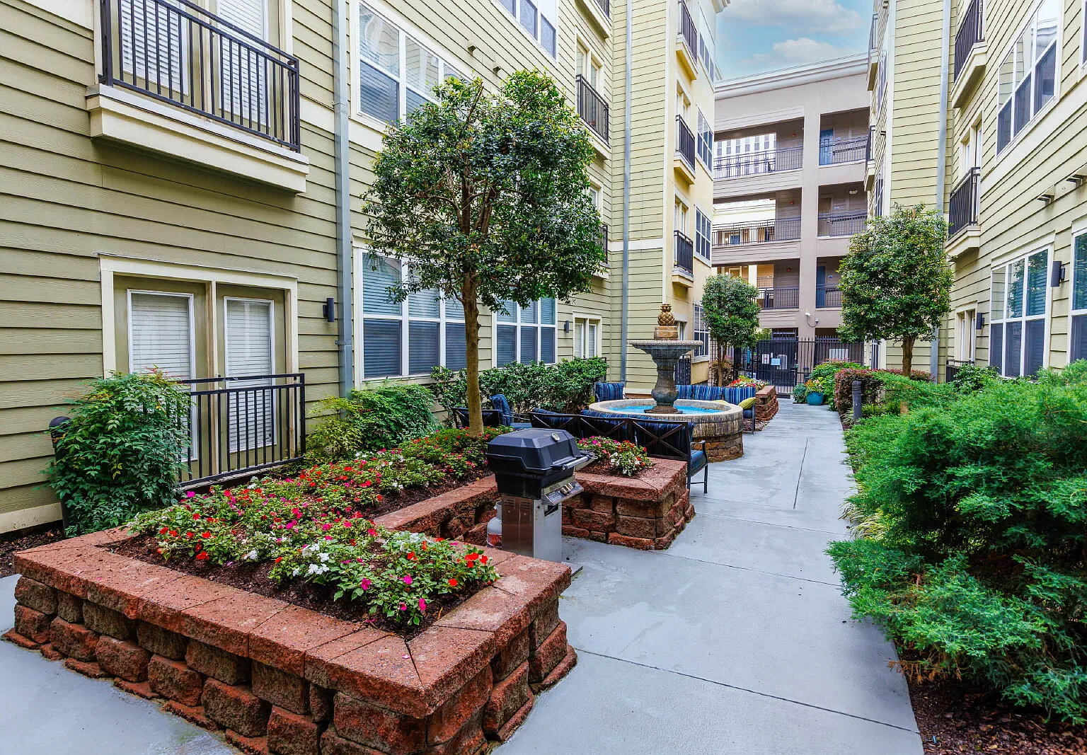 2 bed, 2.0 bath, 954 sqft, $1,750 — Photo 3