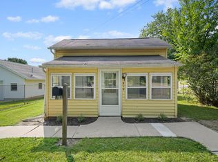 818 Howell Ave, Adrian, MI 49221