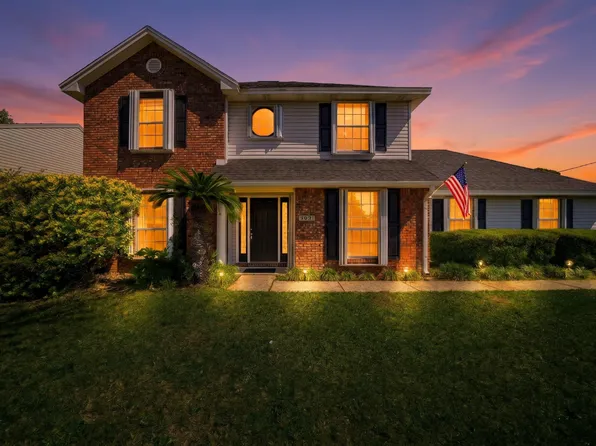 801 Forest Cove Ct, Mary Esther, FL 32569