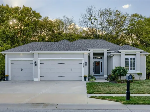 602 Chisam Rd, Kearney, MO 64060