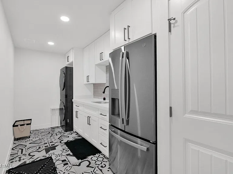 7629 N Via De Los Ninos — Photo 13