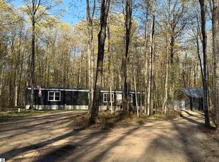 9710 S Fawn Ln NE, Mancelona, MI 49659
