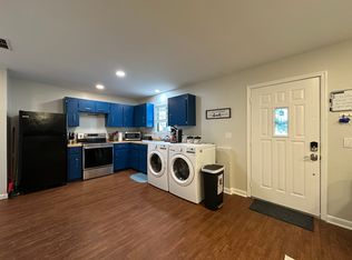 111 Seaparc Cir #C, Kingsland, GA 31548