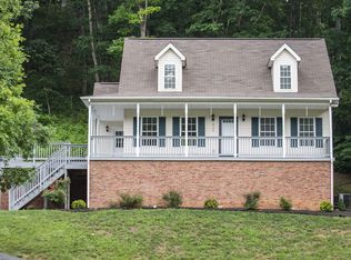 290 John Lemley Ln, Christiansburg, VA 24073