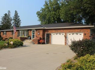 1360 State St, Garner, IA 50438