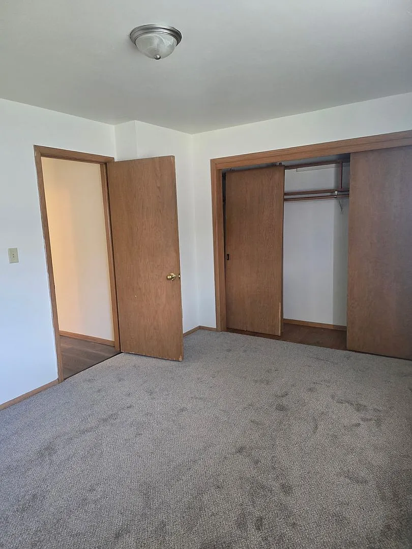 Valley Forge Apartments — Photo 3