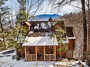 848 Heiden Dr, Gatlinburg, TN 37738