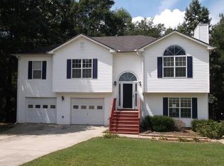 1114 Summer Chase Dr, Auburn, GA 30011