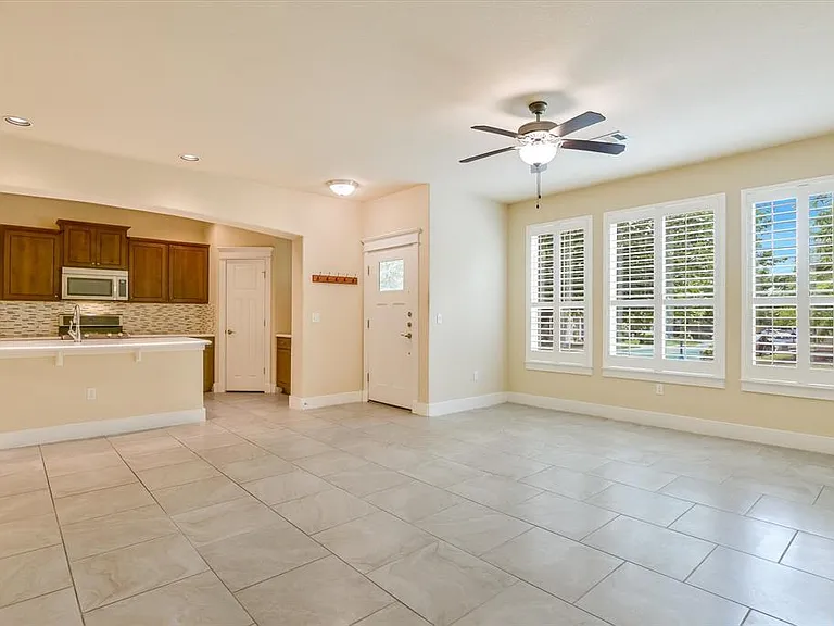 10908 Railway Ln #76 — Photo 5