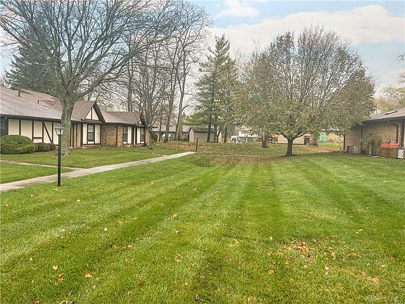 2nd image of 622 Pine Needles Dr