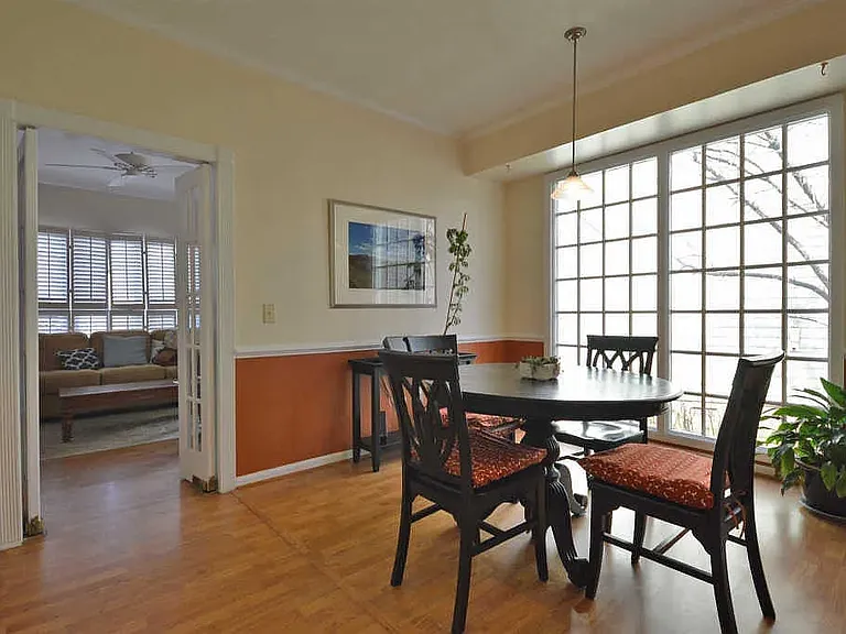 121 Ashley Ct — Photo 8