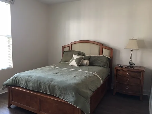 2627 Suncrest Village Cir — Photo 7