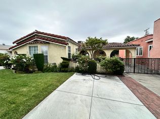 6908 Woodward Ave, Bell, CA 90201