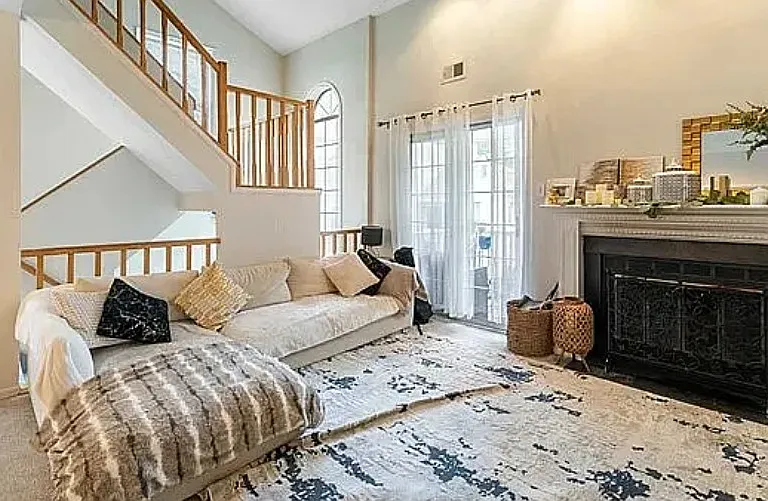 116 Harvest Ln — Photo 9