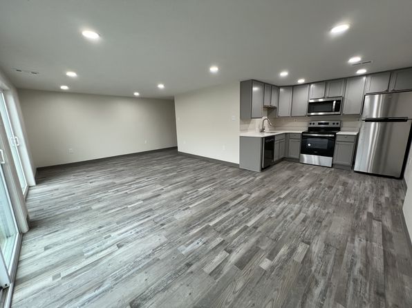 201 Kathleen Dr APT 4