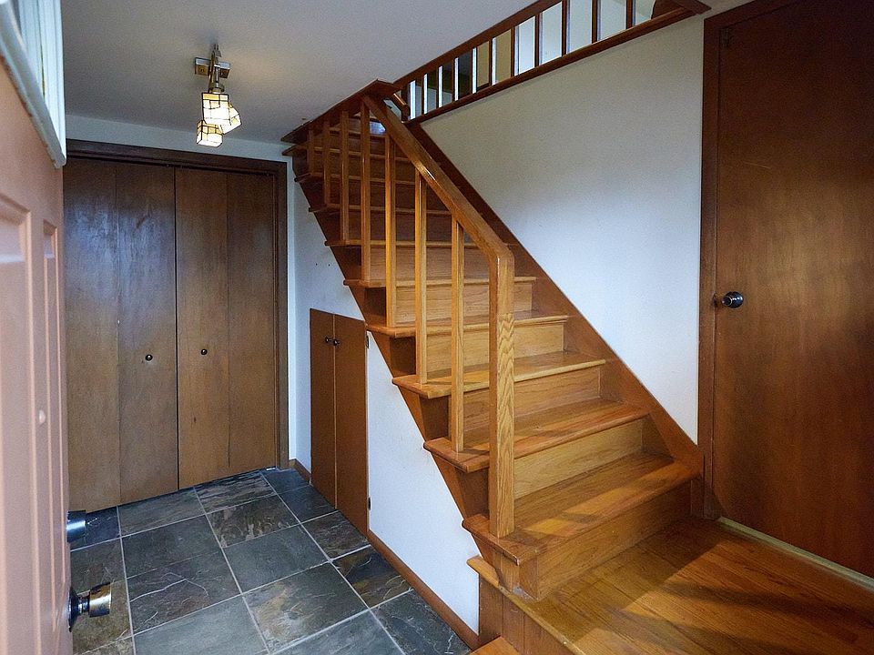 Front entrance, raised Ranch