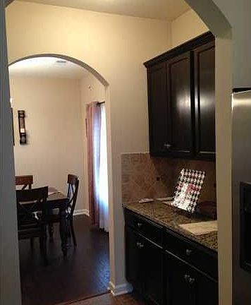 3rd image of 11417 Belle Meade Ave