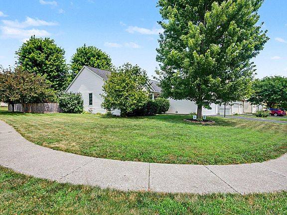 3rd image of 296 Isaac Tharp St